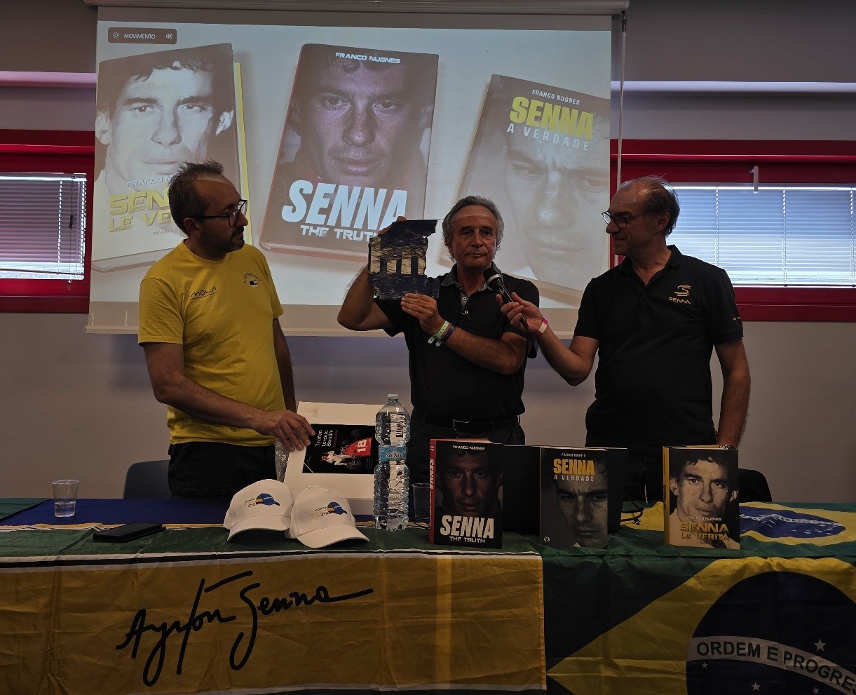 Franco Nugnes: «Ayrton Senna è un'emozione a colori che continua a parlarci»
